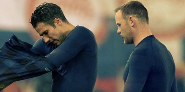 Diprediksi Ganas, RVP & Rooney Malah 'Tak Akur'