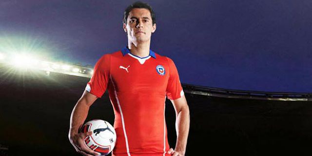 Detail Jersey Home dan Away Chile Piala Dunia 2014