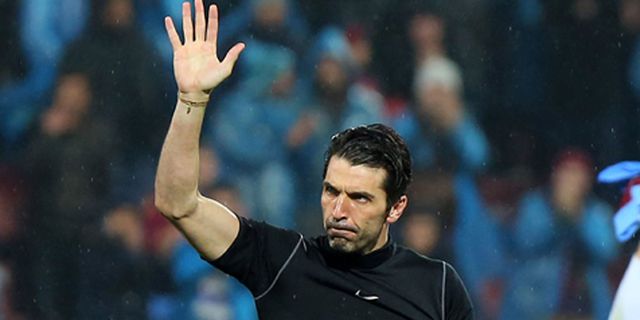 Buffon: Saya, Casillas, dan Cech Kiper Terbaik Dunia