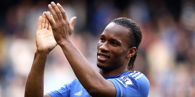 Hazard: Drogba Legenda Chelsea