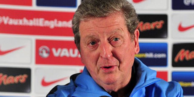 Disebut Butuh Keberuntungan, Hodgson Membalas