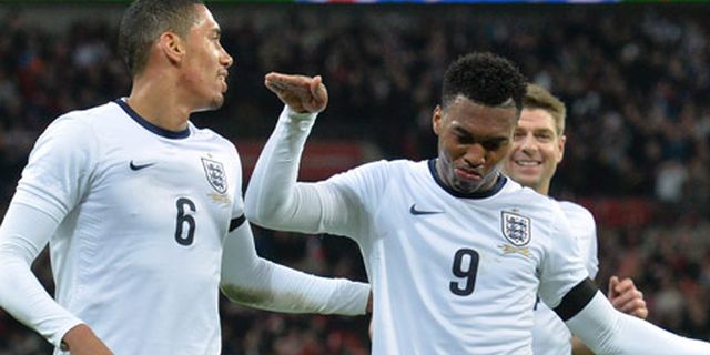 Sturridge: Main di Manapun, Saya Tak Masalah