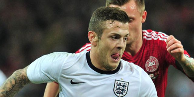 Wilshere Ternyata Tak Cedera 