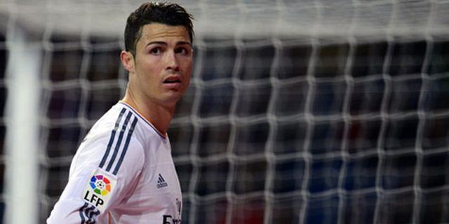 Sikat Levante, Ronaldo Panen Prestasi