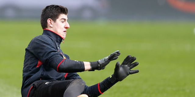 Ayah Courtois Bantah Kontak Madrid