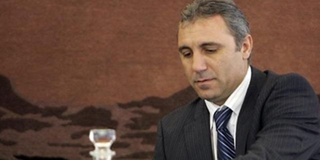 Barca Butuh Suntikan Tiga Pemain Barca Butuh Suntikan Tiga Pemain
