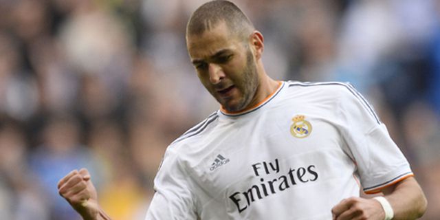 Benzema, Pemain Real Madrid Dengan Jam Terbang Paling Tinggi