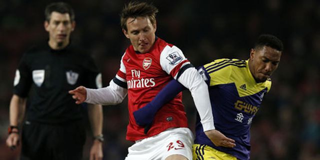 Kallstrom Girang Bikin Debut di Arsenal