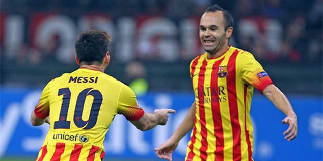 Iniesta Beber Komunikasi Telepatik dengan Messi Iniesta Beber Komunikasi Telepatik dengan Messi
