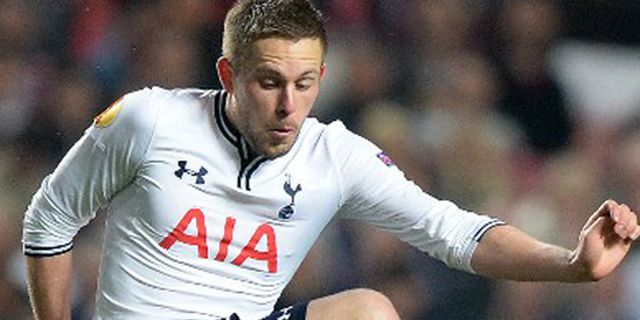 Sigurdsson: Sukses Liverpool Karena Sturridge Dan Suarez