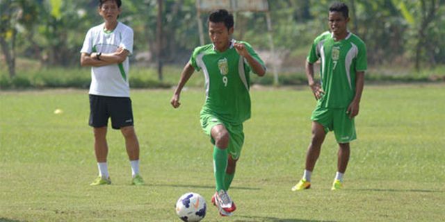 Persebaya Matangkan Sektor Sayap