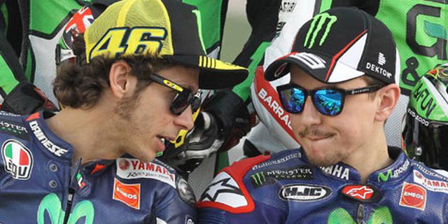 Rossi Ingin Lorenzo Bertahan di Yamaha