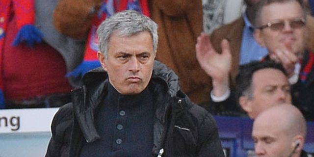 Mourinho Inginkan Clean Sheet Kontra PSG