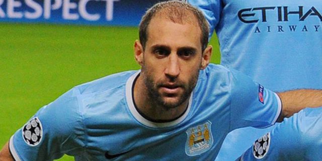 Zabaleta Tanggapi Sinis Alibi Fellaini