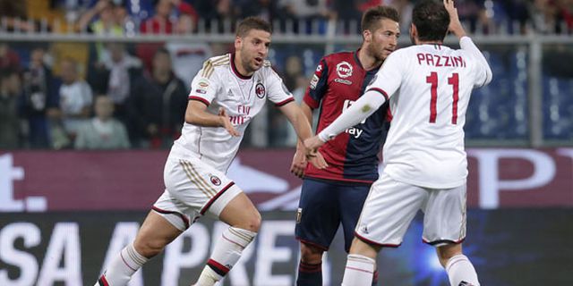 Highlights Serie A: Genoa 1-2 AC Milan Highlights Serie A: Genoa 1-2 AC Milan