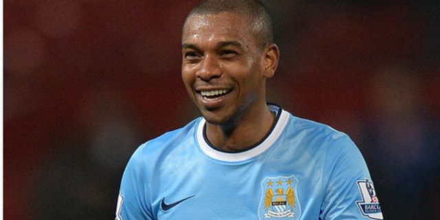 Fernandinho Akui Tak Takut Anfield