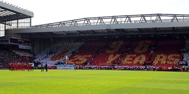 Curva Sud San Siro pun Turut Nyanyikan YNWA