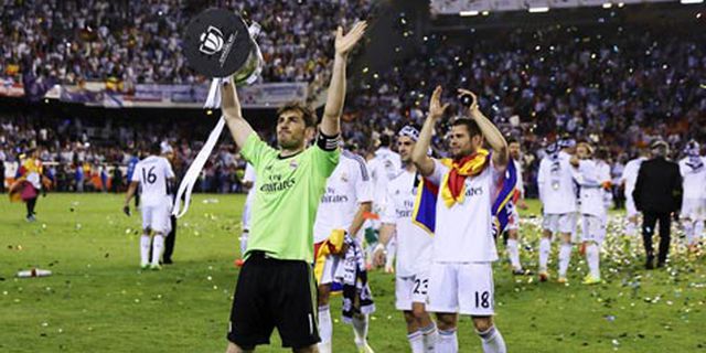 Trofi Pertama Martin Casillas