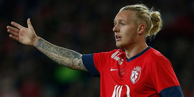 Diminati Milan dan MU, Kjaer Tersanjung