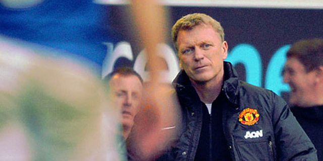 Carragher: Taktik Moyes Membingungkan