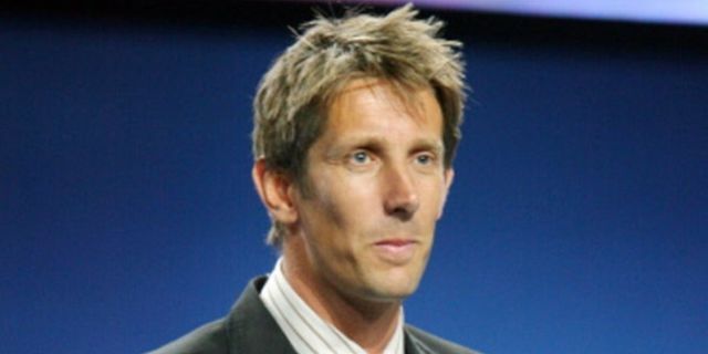 Van der Sar Tak Sabar Bawa Ajax ke Indonesia