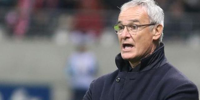 Ranieri Bantah Posisinya Akan Digantikan Zidane