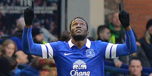 Roma Menimbang Nama Lukaku Roma Menimbang Nama Lukaku