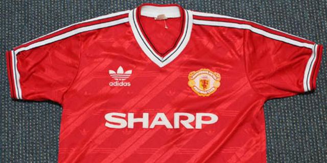 United Akhirnya Akan Pindah ke Adidas?