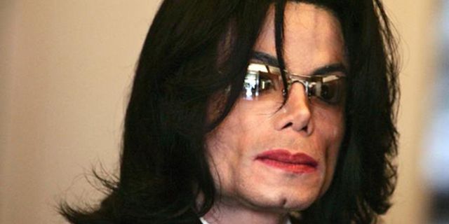 Fulham Terdegradasi Karena Kualat Pada Michael Jackson