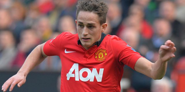 'Gaji Januzaj Kalahkan Messi-Ronaldo Saat Masih 18 Tahun'