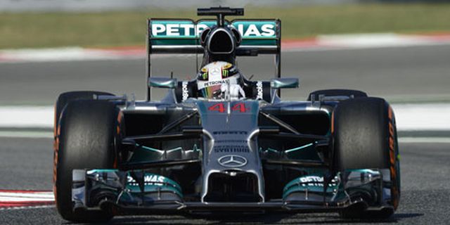 Hamilton Pimpin Latihan Perdana F1 GP Spanyol Hamilton Pimpin Latihan Perdana F1 GP Spanyol