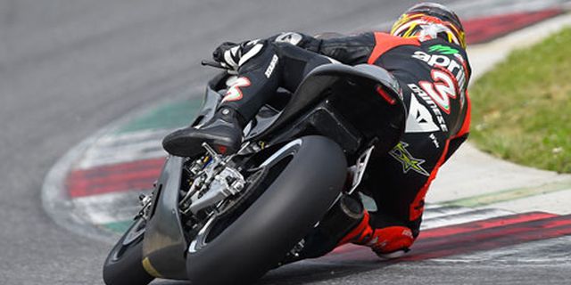 'Uji Coba Aprilia MotoGP Bukan Persiapan Biaggi Comeback'