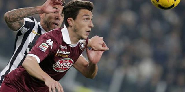 Matteo Darmian Bantah Akan Kembali ke Milan