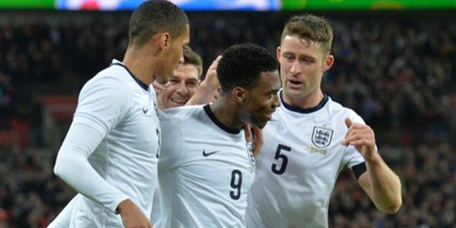 Sven-Goran Eriksson: Melatih Inggris Sulit Sven-Goran Eriksson: Melatih Inggris Sulit