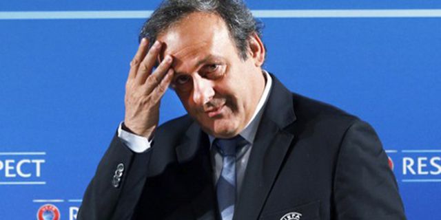 Platini Tak Percaya Teknologi