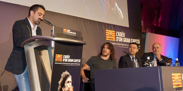 Perpisahan Carles Puyol Dalam Rangkaian Gambar