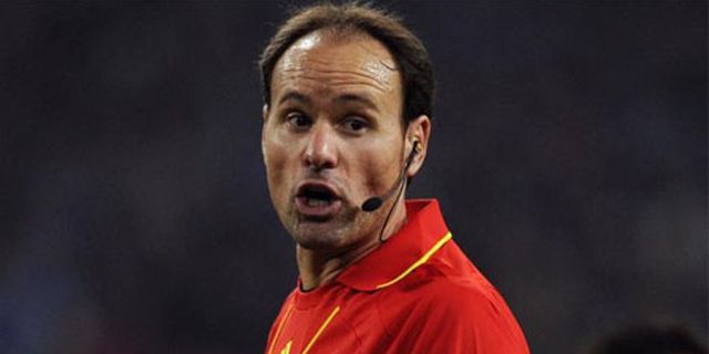 Lahoz Buat Dua Titel Barca Lepas? 