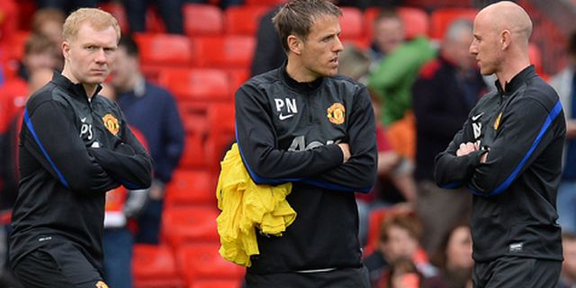 Phil Neville Berharap Tak Dipecat United