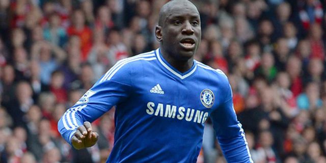 Dibujuk Mourinho, Ba Pilih Bertahan Dibujuk Mourinho, Ba Pilih Bertahan