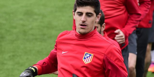Casillas: Courtois Kiper Masa Depan Casillas: Courtois Kiper Masa Depan