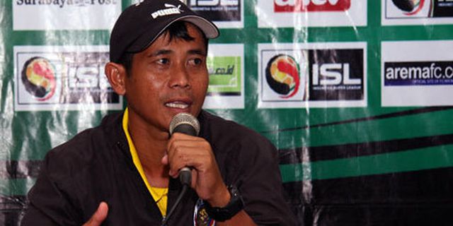 Jamu Persib, Pelatih Arema Poles Teknik Anak Asuhnya