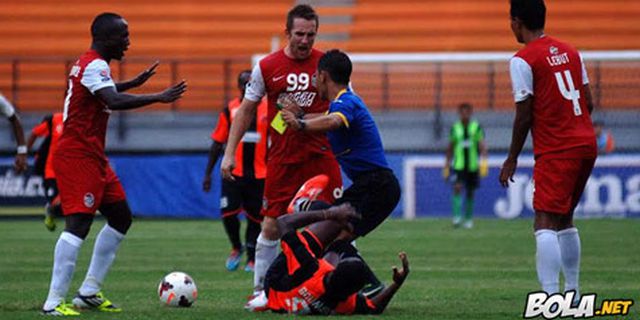 Dua Laga Home PSM Dipastikan Tanpa Michael Baird