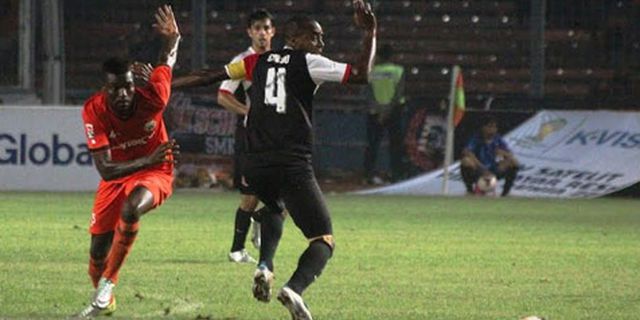 Eddy Boakay Dapat Pujian Dari Jakmania