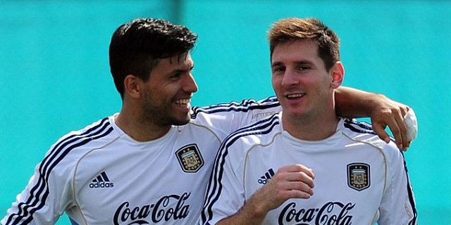 Aguero: Messi Bermimpi Menjadi Saya! Aguero: Messi Bermimpi Menjadi Saya!