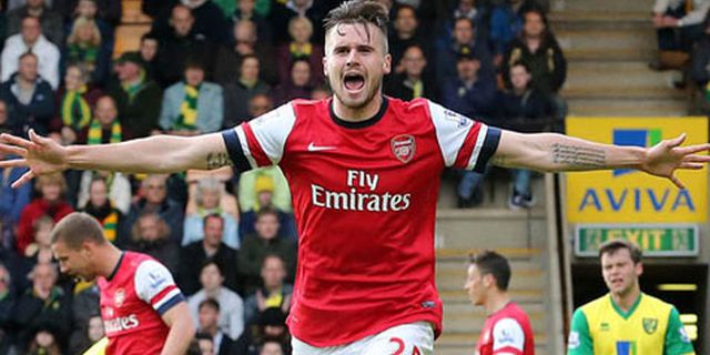 Dikabarkan Hengkang Dari Arsenal, Jenkinson Beri Jawaban