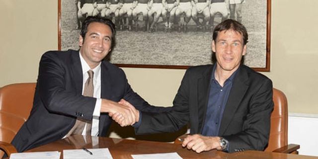 Rudi Garcia Resmi Perpanjang Kontrak Bersama AS Roma