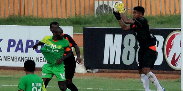 Persebaya Tuding Perseru Langgar Aturan Persebaya Tuding Perseru Langgar Aturan