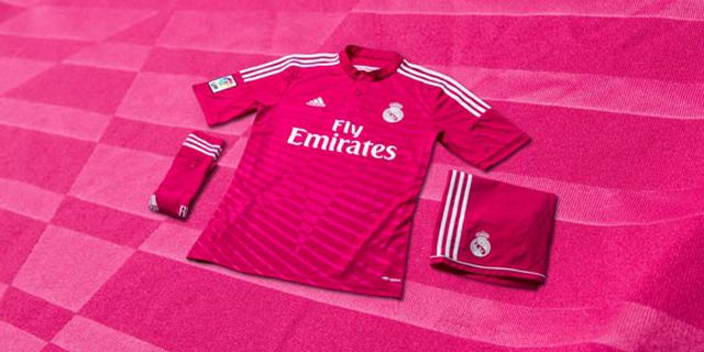 Detail Jersey Away Real Madrid 2014-15 Detail Jersey Away Real Madrid 2014-15