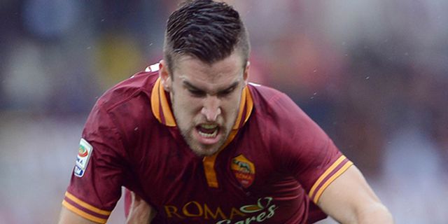 Strootman Tidak Akan Menuju Man United Strootman Tidak Akan Menuju Man United