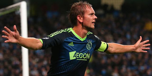 Newcastle Incar Bintang Ajax